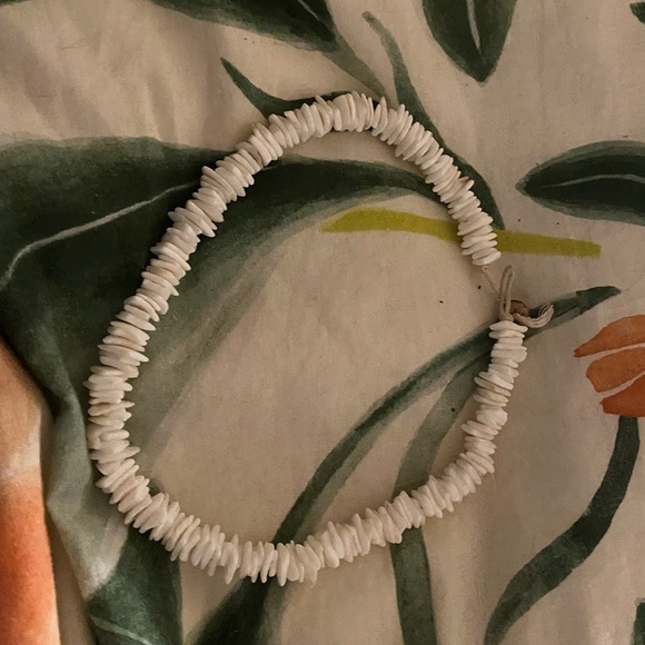 Brandy Melville Jewelry - puka shell necklace Brandy Melville Jewelry - puka shell necklace